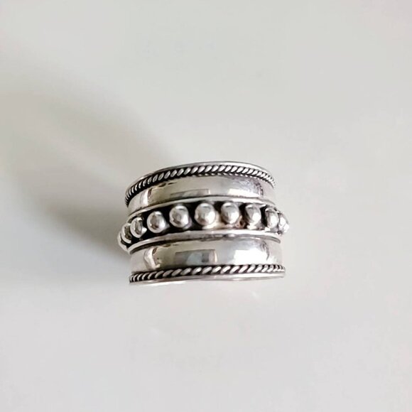 Concave Ring, Sterling Silver Ring, Beaded Wide Band Ring, Thin Lightweight - Picture 4 of 6